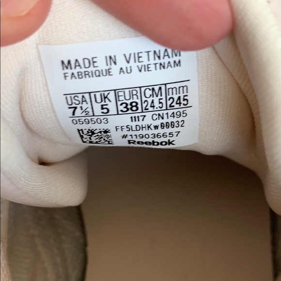 Reebok Lifestyle Freestyle Hi size 7.5 - Picture 3 of 3